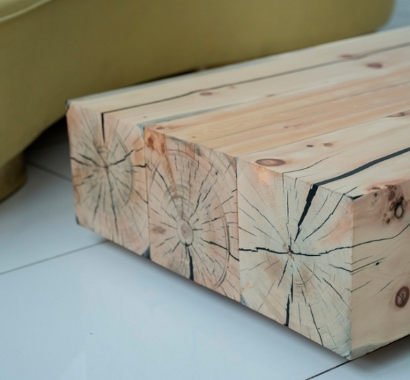 Журнальный стол из бруса