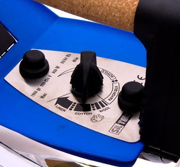 Парогенератор с утюгом Silter Super mini 2000M-1литр (с манометром)