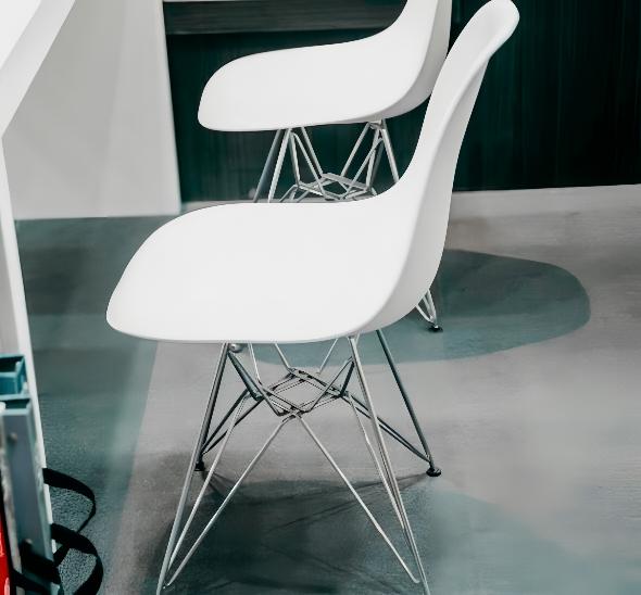 Стул Eames металл белый