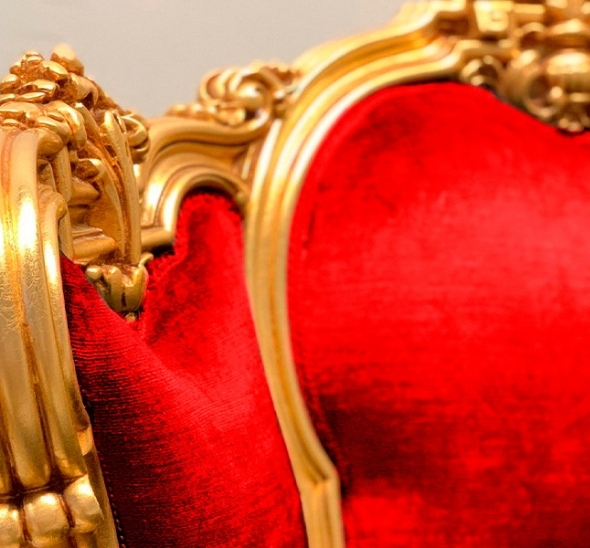 Трон Роскошь