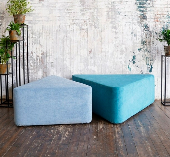 Пуфик Большой треугольник Небесно-голубой