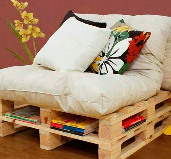 Кресло из паллет