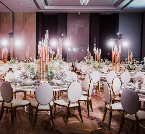 Стул Laval Gold с обивкой из серого бархата