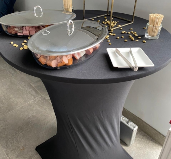 Стол коктейльный пластиковый 80х110