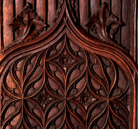 Трон Готика