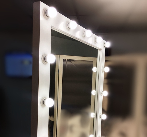 Гримёрное зеркало Стайлиш