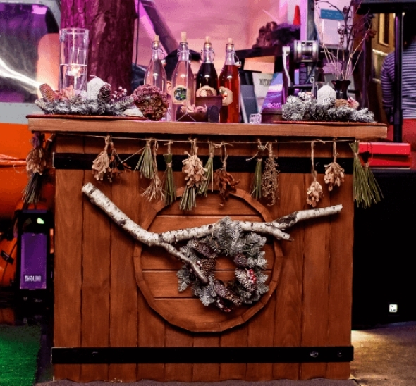 Деревянная барная стойка