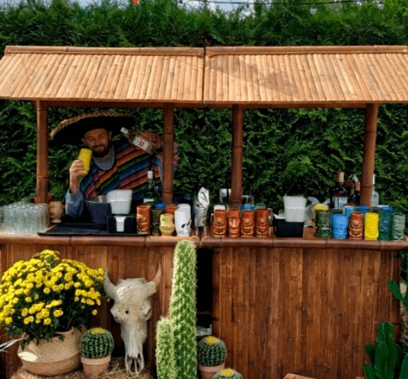 Тропическая барная стойка