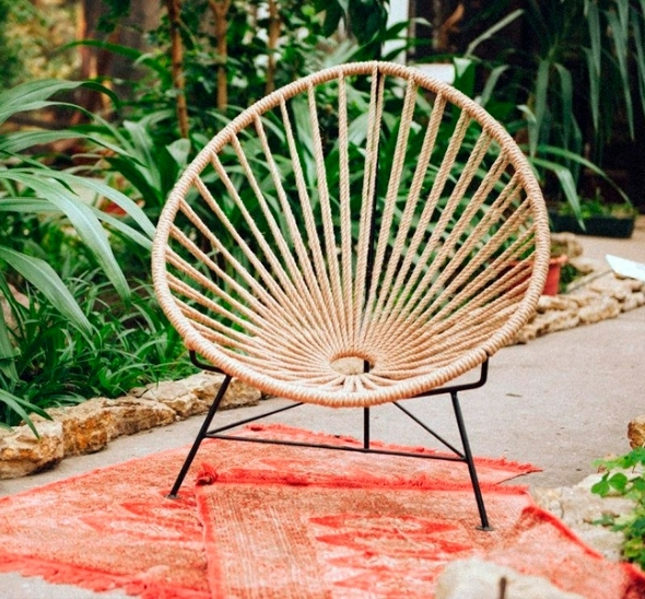 Бежевый садовый стул Acapulco Chair