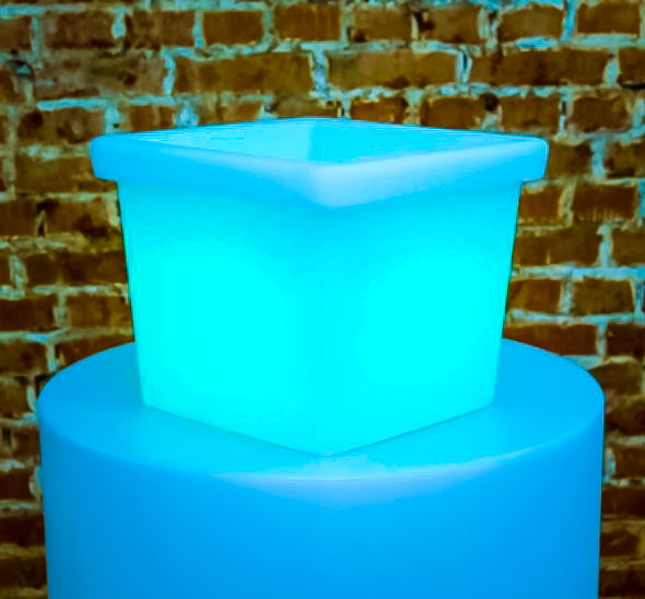 Ваза LED квадратная