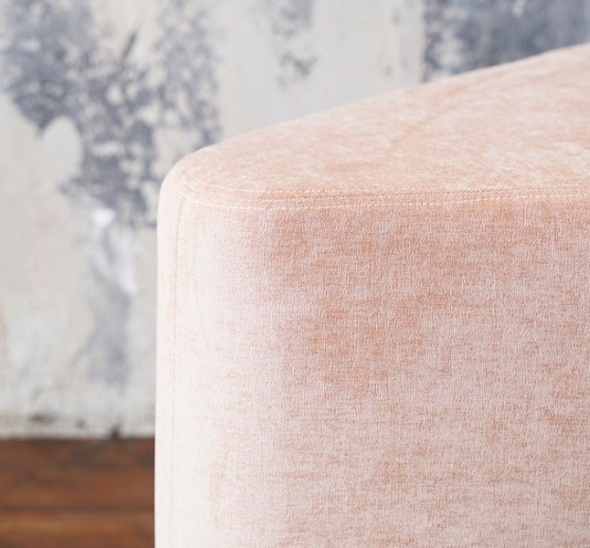 Пуфик треугольный Шампань