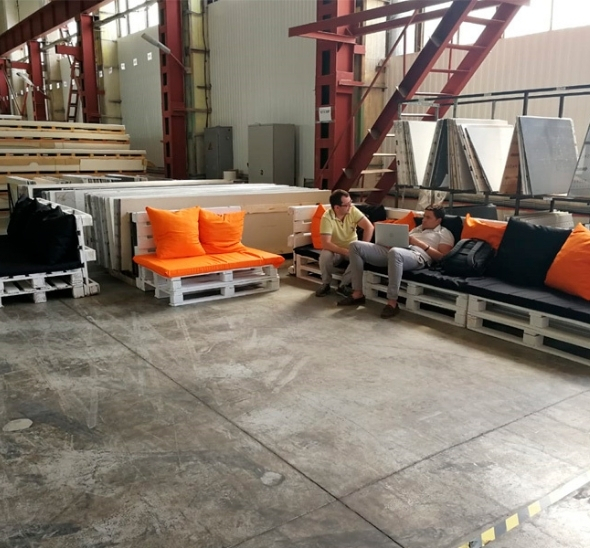 Диван модульный из паллет