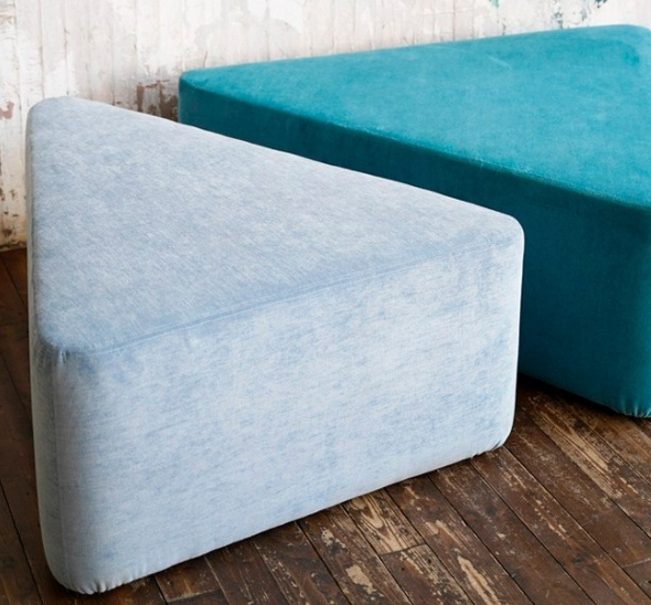 Пуфик Большой треугольник Небесно-голубой