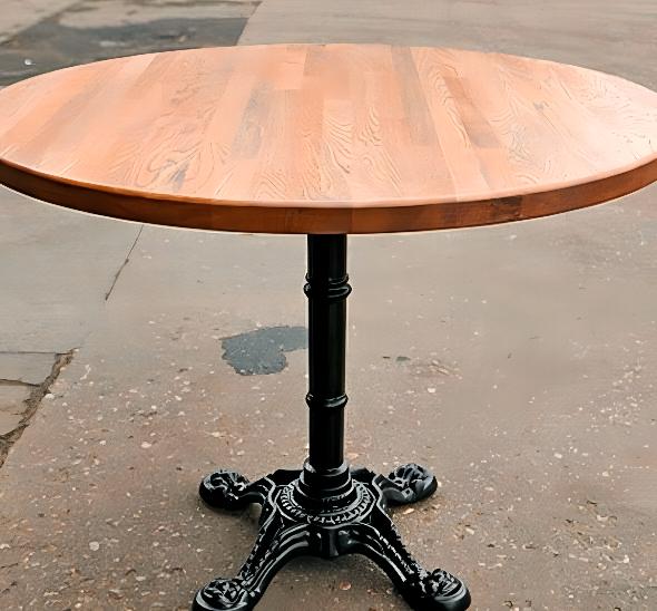 Стол Cafe table