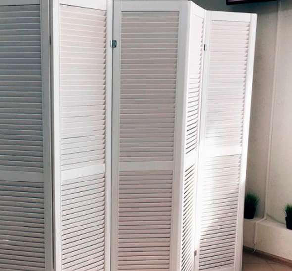 Складная ширма белая