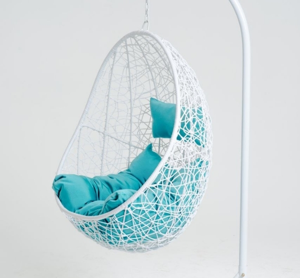 Синее подвесное кресло